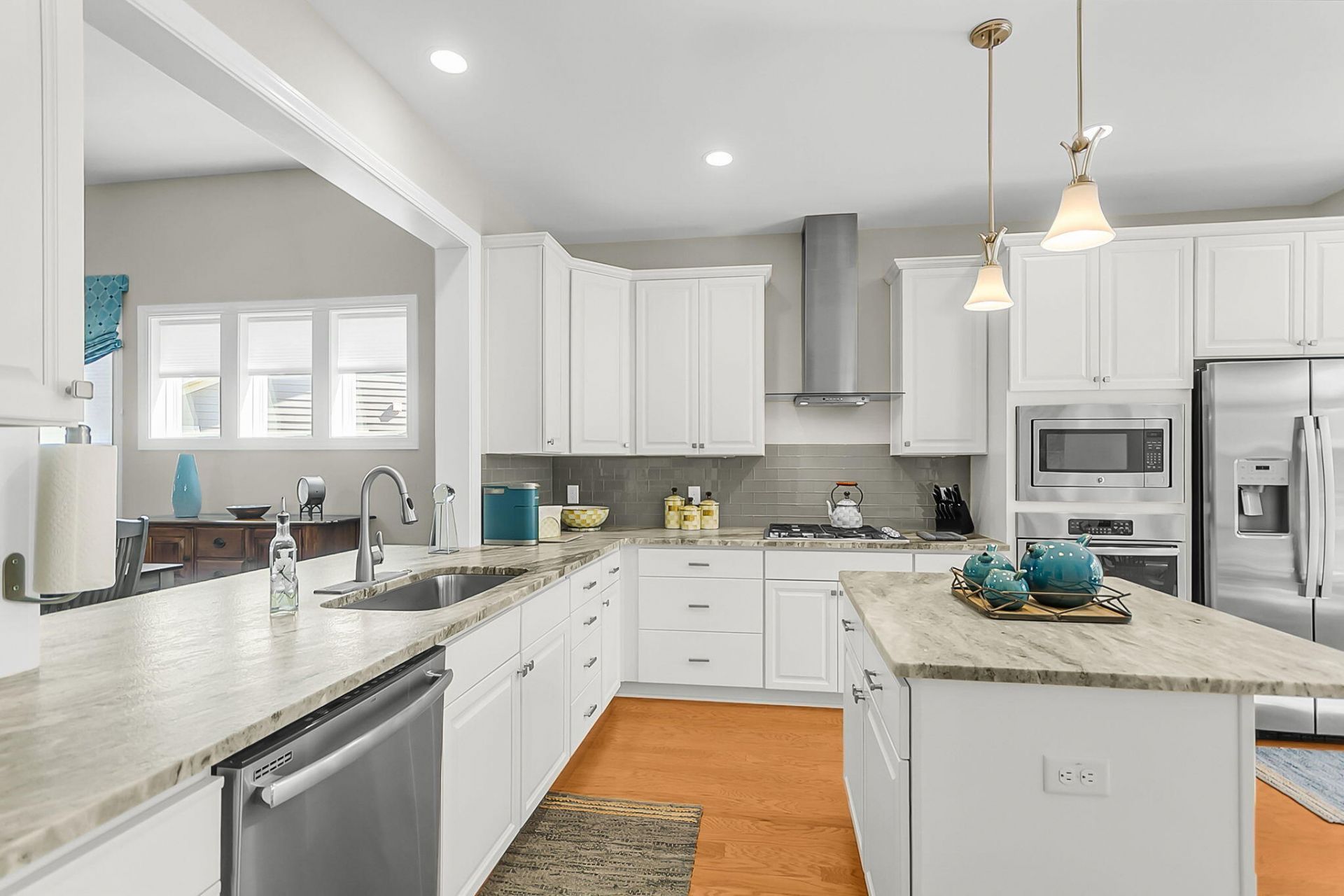 3121 Cross Vine Lane Photo 8