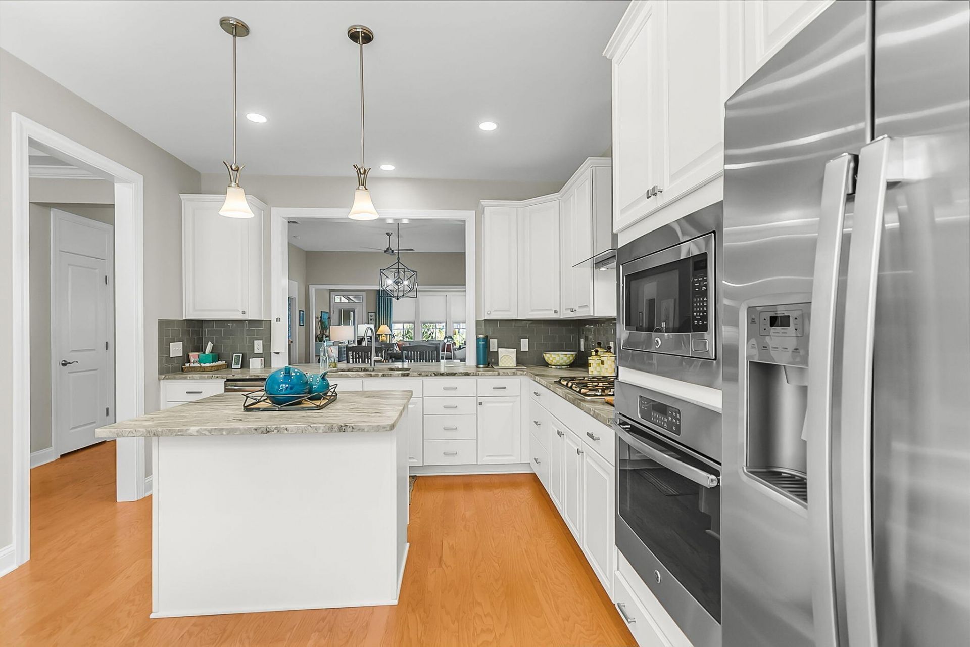 3121 Cross Vine Lane Photo 9