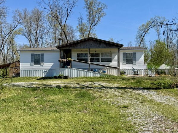 16639 Ridge Road, Houston, MO 65483