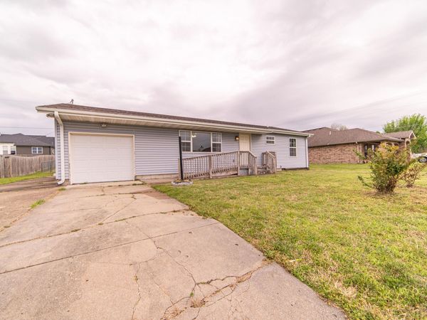 2115 Arizona Avenue, Joplin, MO 64804