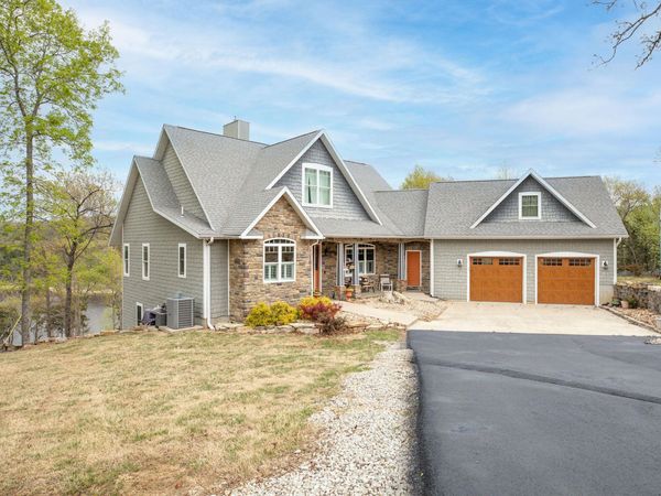 462 Monticello Road , Galena, MO 65656