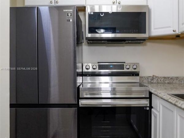 2935 NE 163rd St, Unit 4T, North Miami Beach, FL 33160