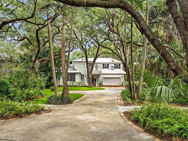 2605 Natures Way, Palm Beach Gardens, FL 33410