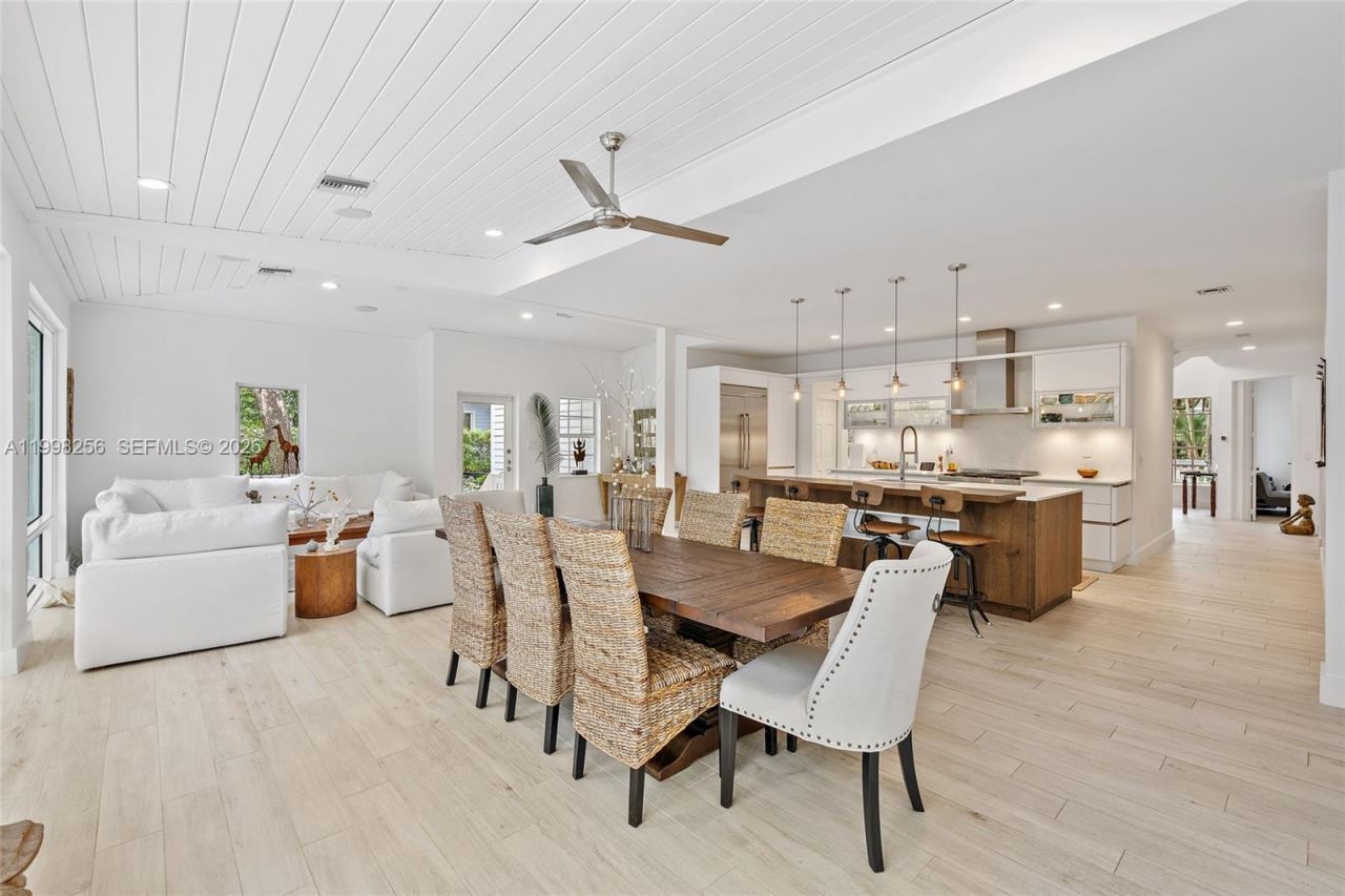 2605 Natures Way, Palm Beach Gardens, FL 33410 Photo