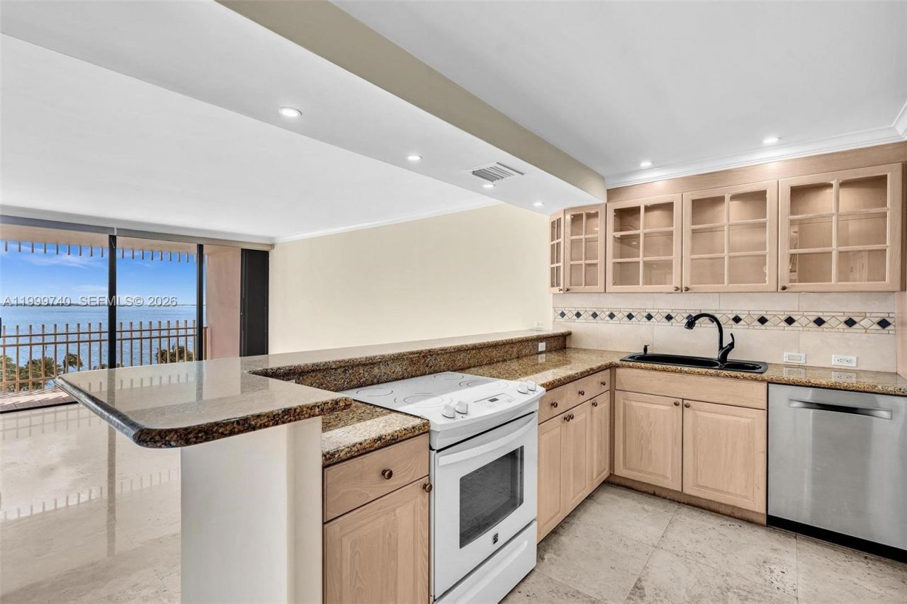 2 Grove Isle Dr, Unit B805, Miami, FL 33133 Photo