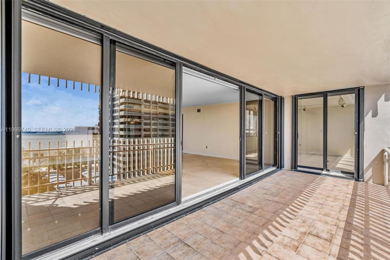 2 Grove Isle Dr, Unit B805, Miami, FL 33133 Photo