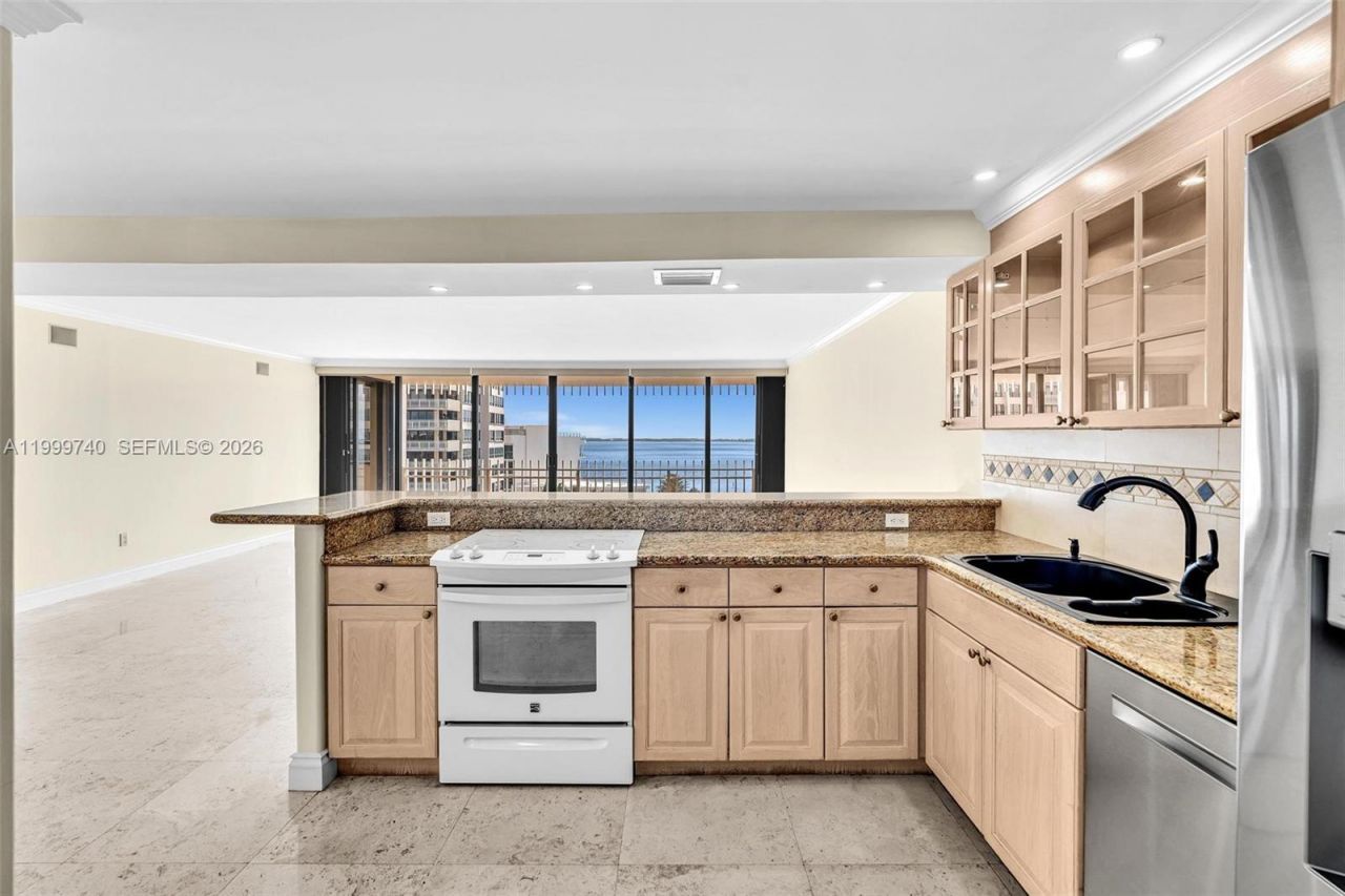 2 Grove Isle Dr, Unit B805, Miami, FL 33133 Photo