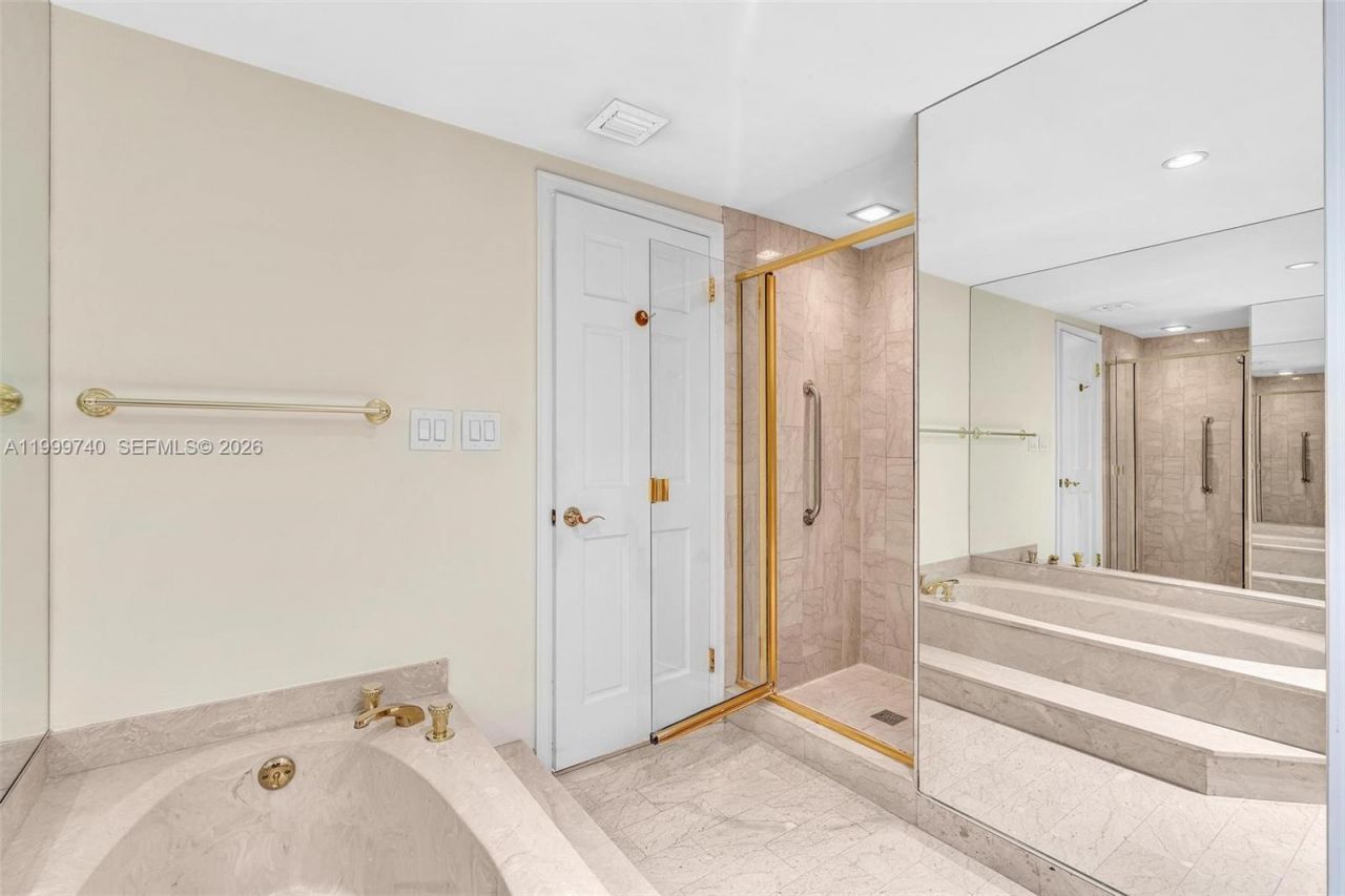 2 Grove Isle Dr, Unit B805, Miami, FL 33133 Photo