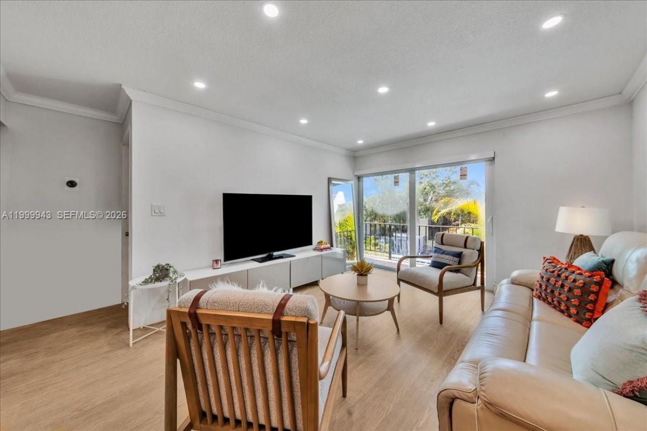 9225 SW 87th Ave, Unit A12, Miami, FL 33176 Photo