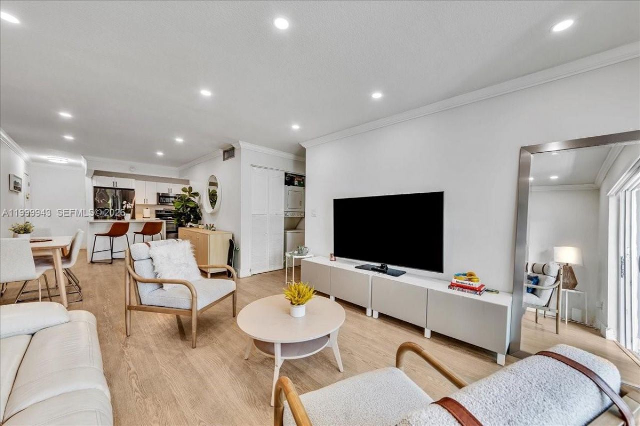 9225 SW 87th Ave, Unit A12, Miami, FL 33176 Photo