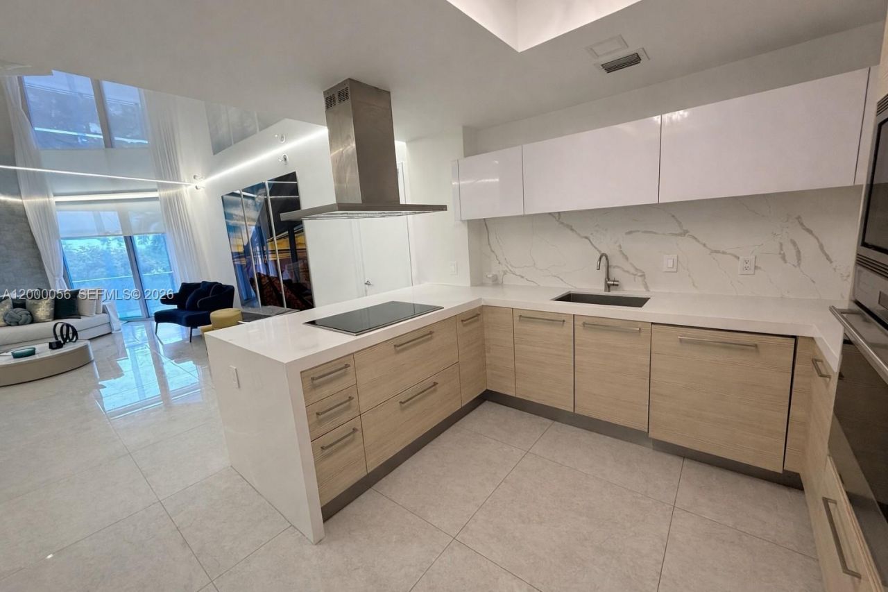 17301 Biscayne Blvd, Unit 308, North Miami Beach, FL 33160 Photo