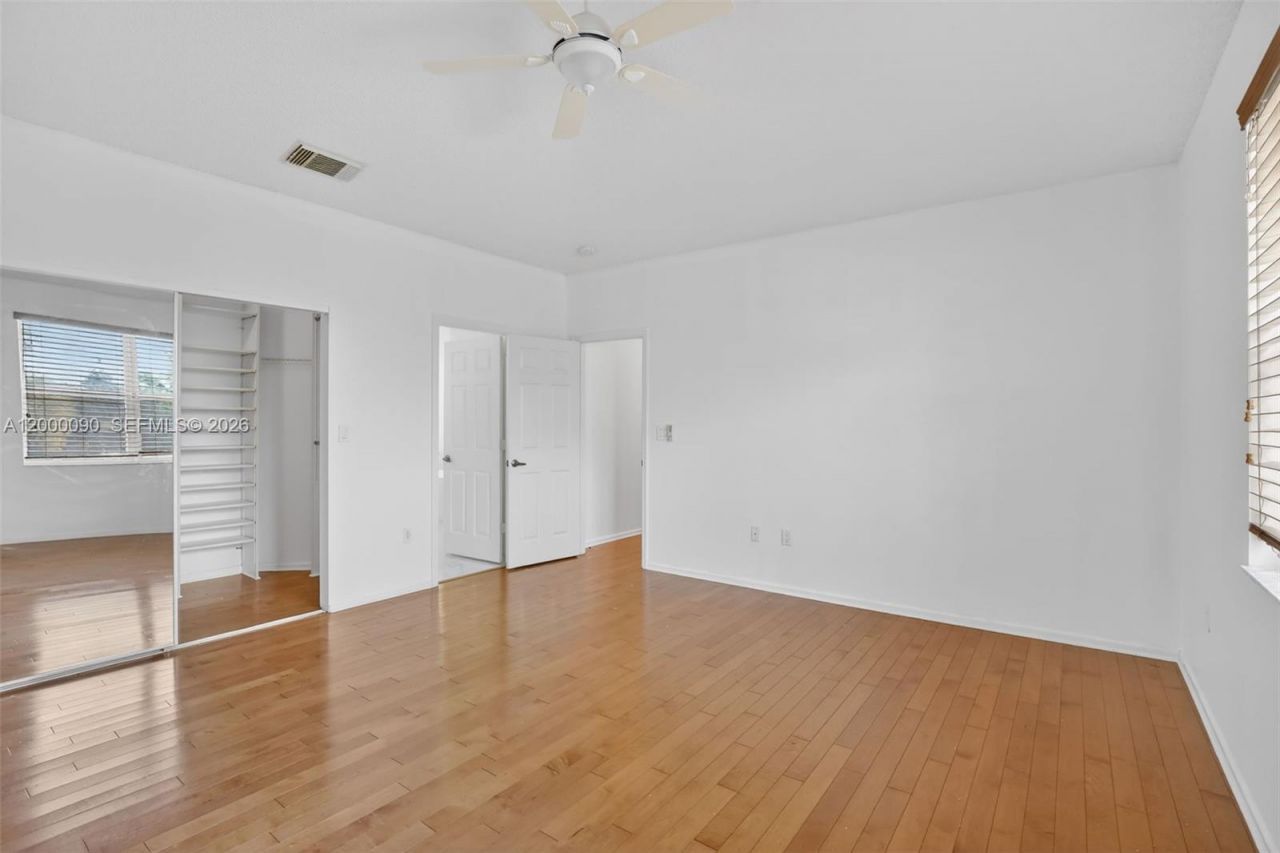 19018 NW 23rd Pl, Pembroke Pines, FL 33029 Photo