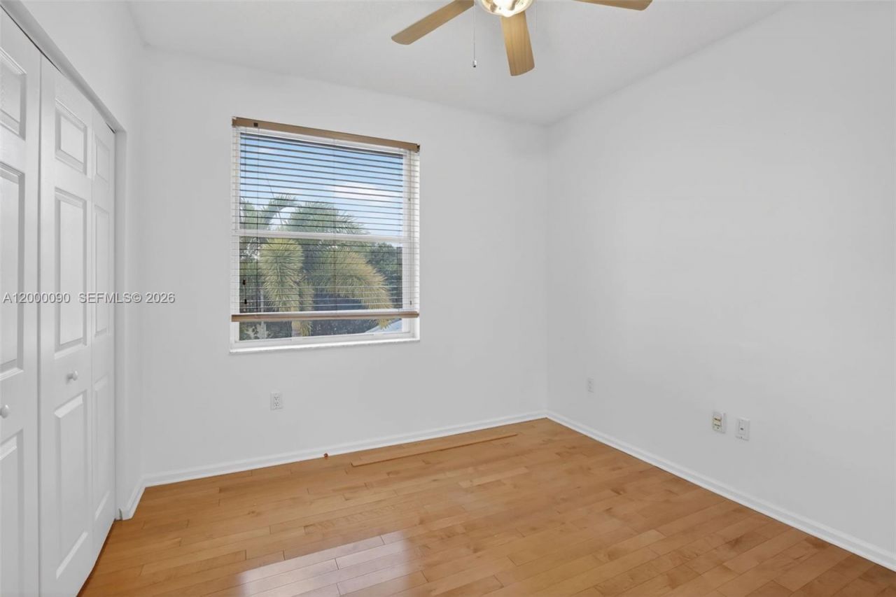 19018 NW 23rd Pl, Pembroke Pines, FL 33029 Photo