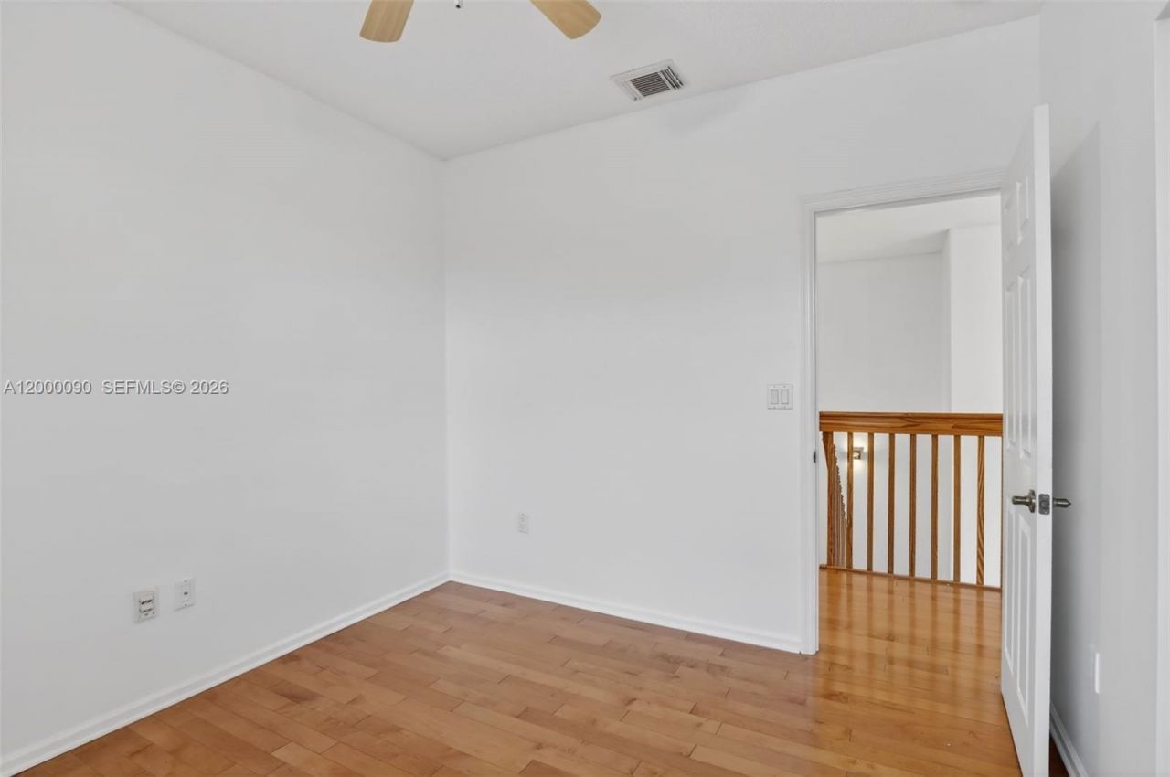 19018 NW 23rd Pl, Pembroke Pines, FL 33029 Photo