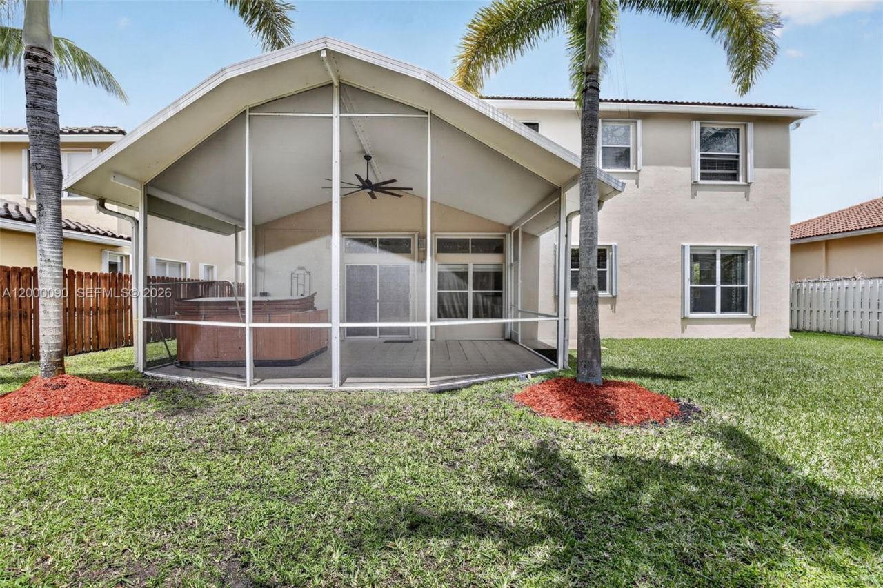 19018 NW 23rd Pl, Pembroke Pines, FL 33029 Photo