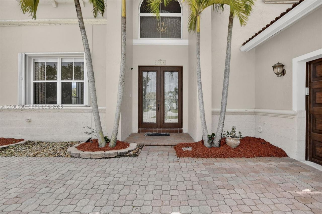 19018 NW 23rd Pl, Pembroke Pines, FL 33029 Photo