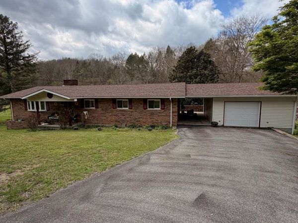 4583 COAL RIVER ROAD, ARNETT, WV 25007