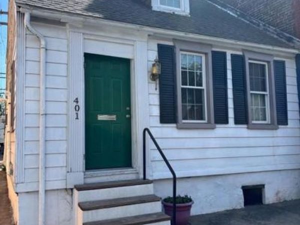 401 S QUEEN STREET, LANCASTER, PA 17603