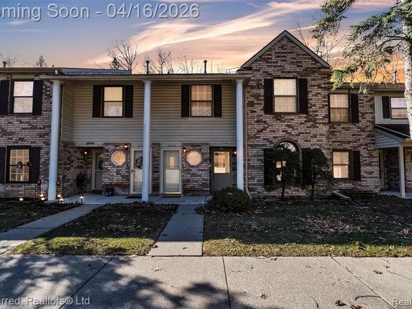 35839 Hunter Avenue, Westland, MI 48185