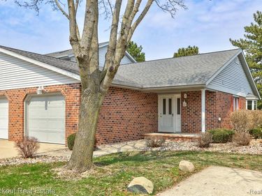 2 Wilshire Drive, Frankenmuth, MI 48734