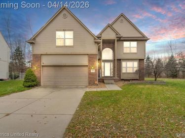 35901 Abbey Court, Romulus, MI 48174