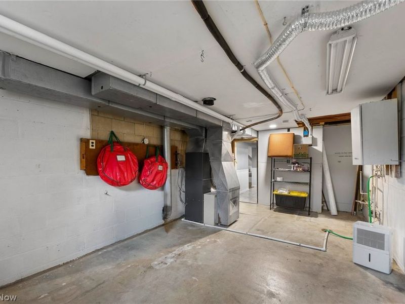 1363 Southeast Boulevard, Salem, OH 44460 Photo 17