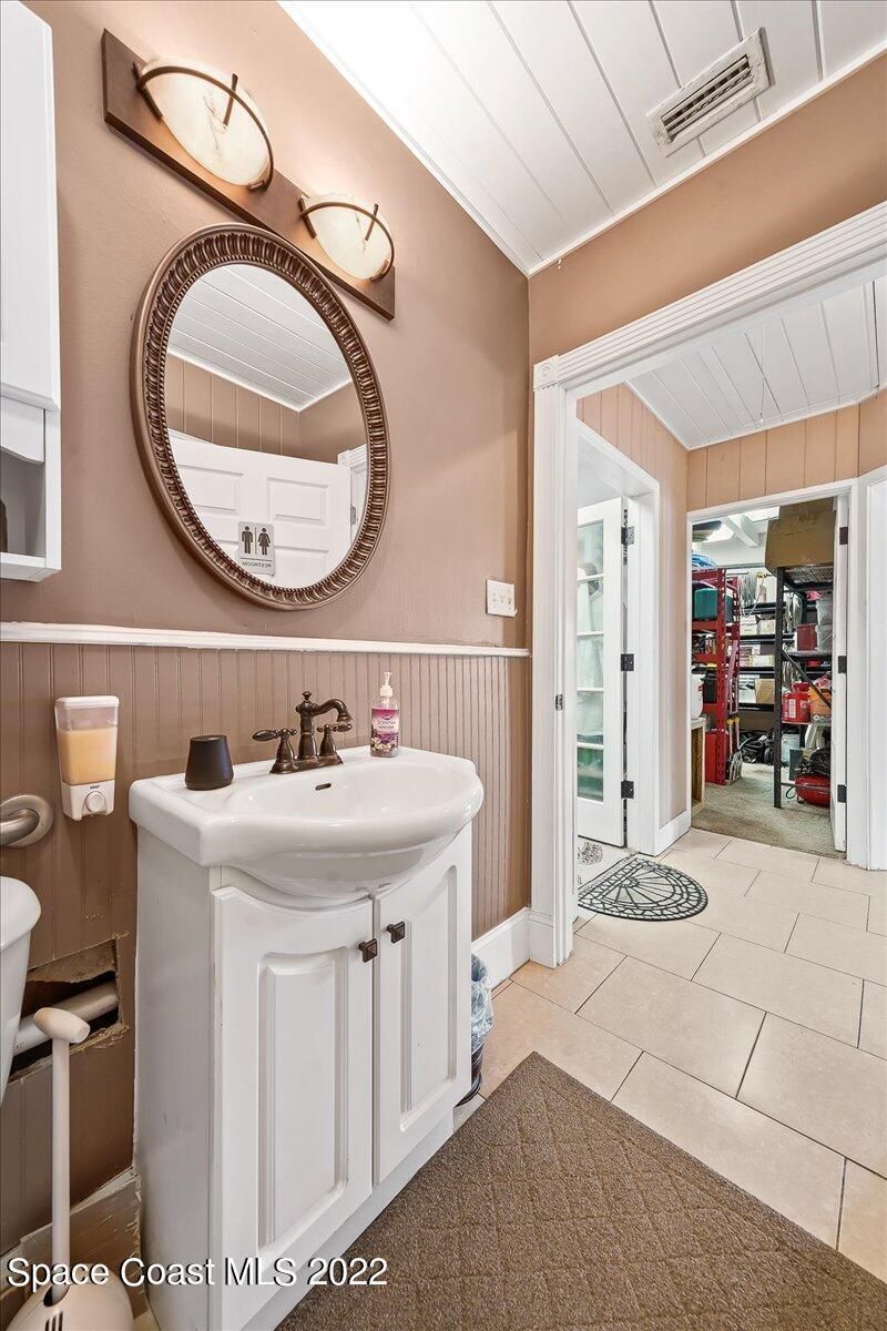 342 N Orlando Avenue, Unit Real Estat, Cocoa Beach, FL 32931 Photo