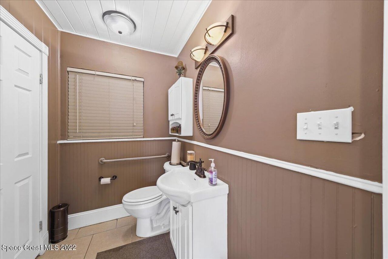 342 N Orlando Avenue, Unit Real Estat, Cocoa Beach, FL 32931 Photo