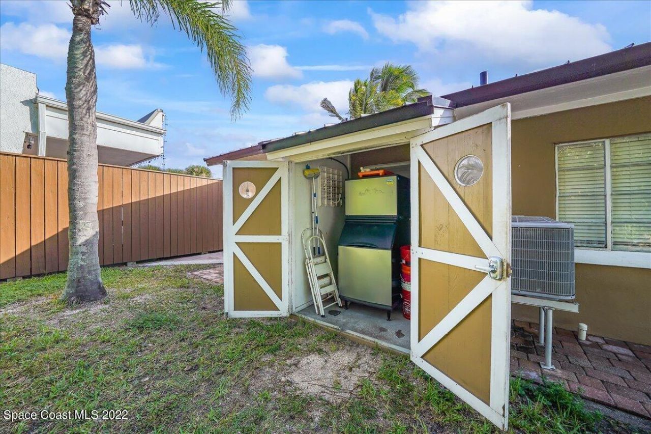 342 N Orlando Avenue, Unit Real Estat, Cocoa Beach, FL 32931 Photo