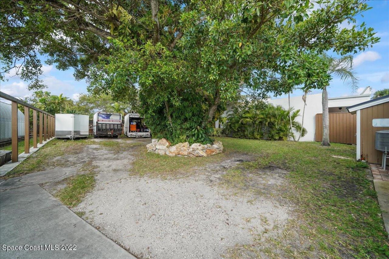 342 N Orlando Avenue, Unit Real Estat, Cocoa Beach, FL 32931 Photo