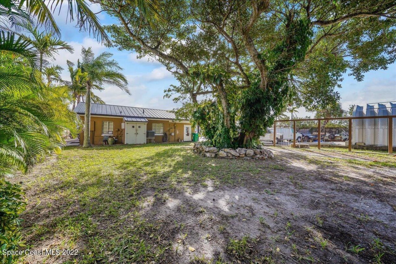 342 N Orlando Avenue, Unit Real Estat, Cocoa Beach, FL 32931 Photo