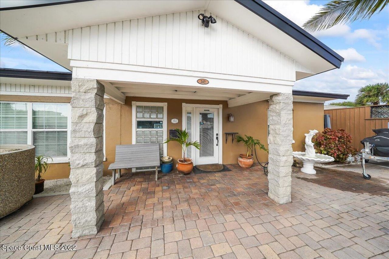 342 N Orlando Avenue, Unit Real Estat, Cocoa Beach, FL 32931 Photo