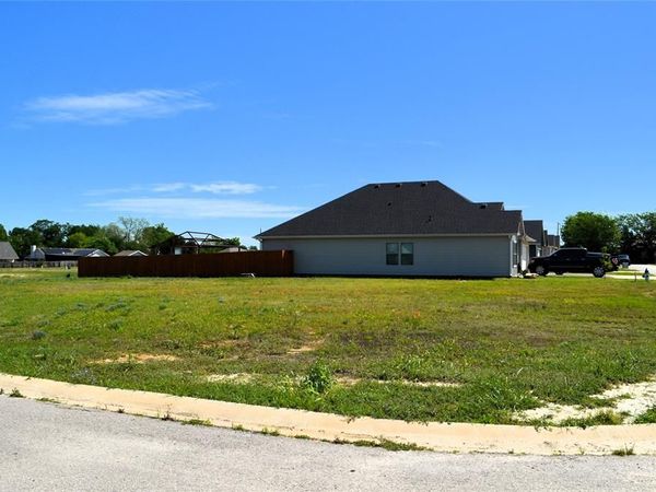 341 Preston Road, Mabank, TX 75147