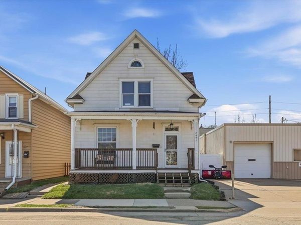 2491 Jackson Street, Dubuque, IA 52001