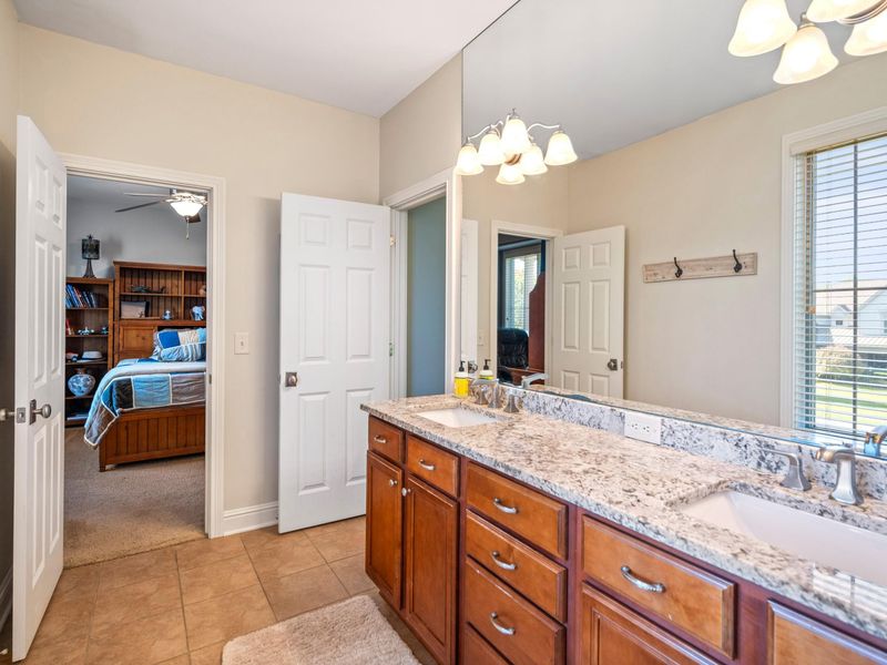 931 Squire Oaks Drive, Villa Hills, KY 41017 Photo 24