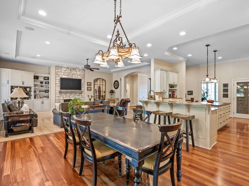 931 Squire Oaks Drive, Villa Hills, KY 41017 Photo 9