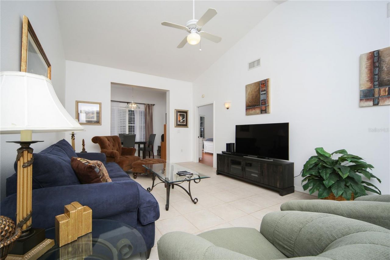 3702 54th Drive W, Unit 202, Bradenton, FL 34210 Photo