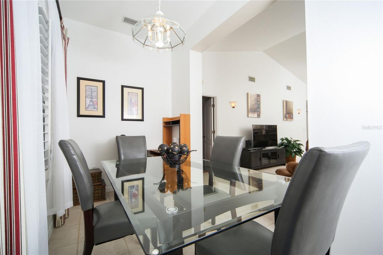 3702 54th Drive W, Unit 202, Bradenton, FL 34210 Photo