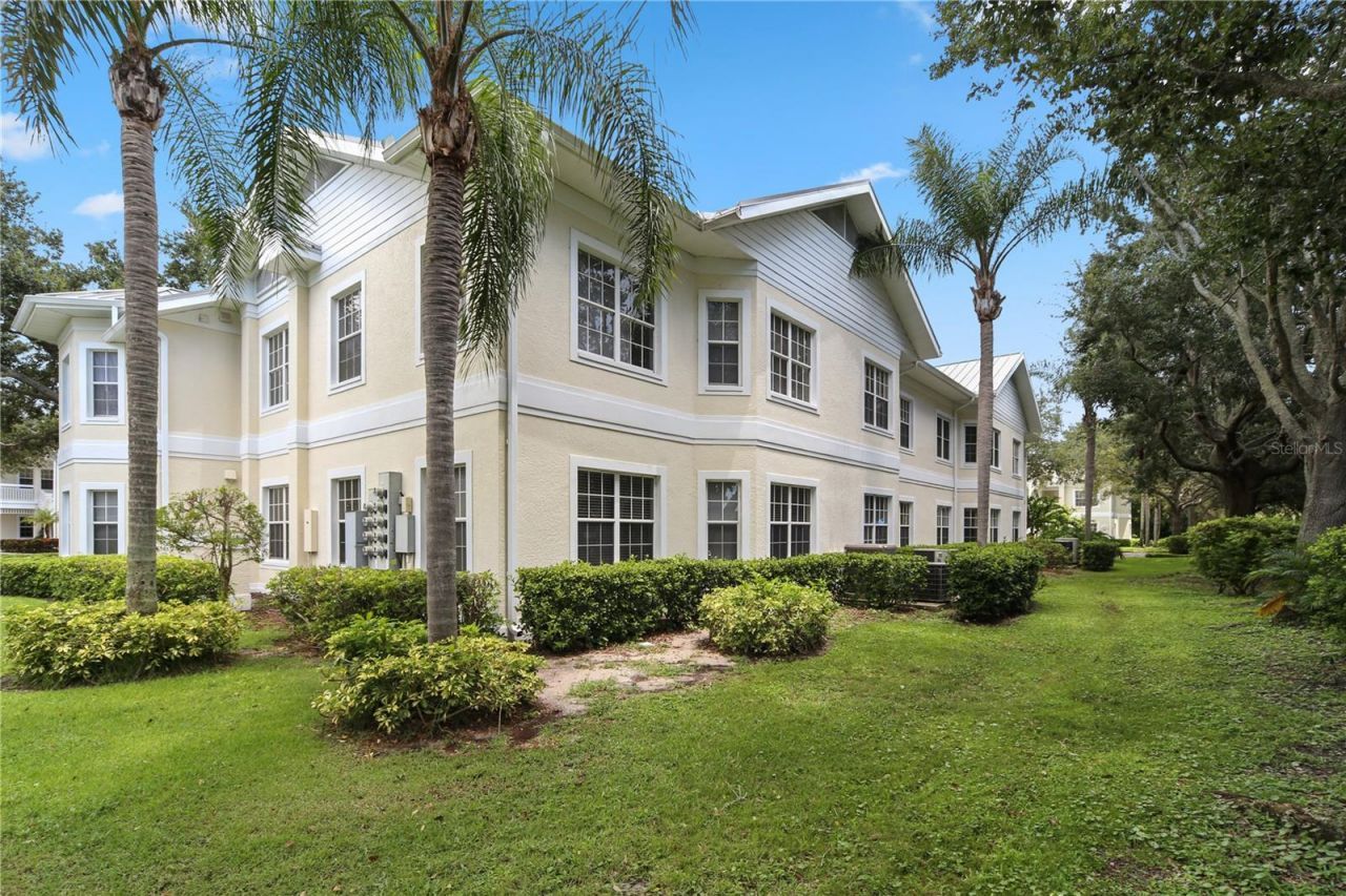 3702 54th Drive W, Unit 202, Bradenton, FL 34210 Photo