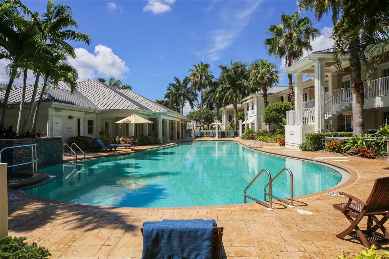 3702 54th Drive W, Unit 202, Bradenton, FL 34210 Photo