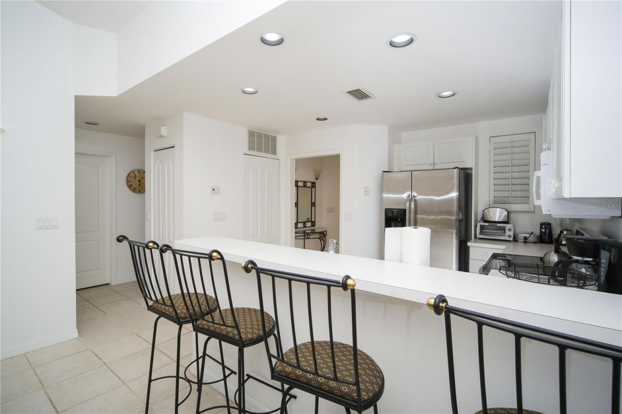 3702 54th Drive W, Unit 202, Bradenton, FL 34210 Photo