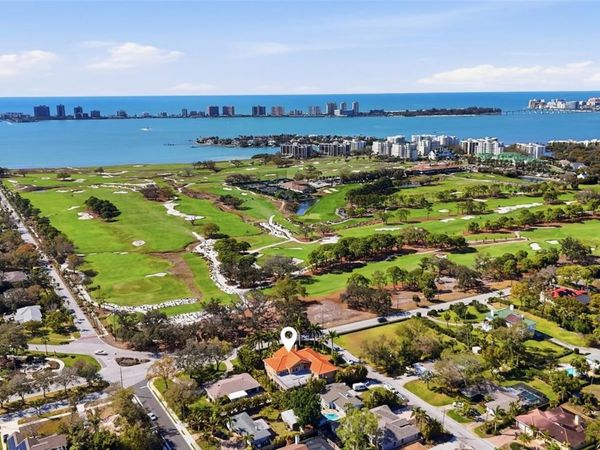 303 SUNNY LANE, BELLEAIR, FL 33756