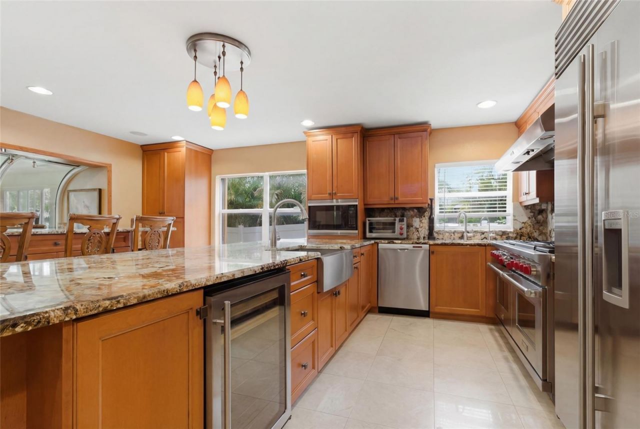 303 Sunny Lane, Belleair, FL 33756 Photo