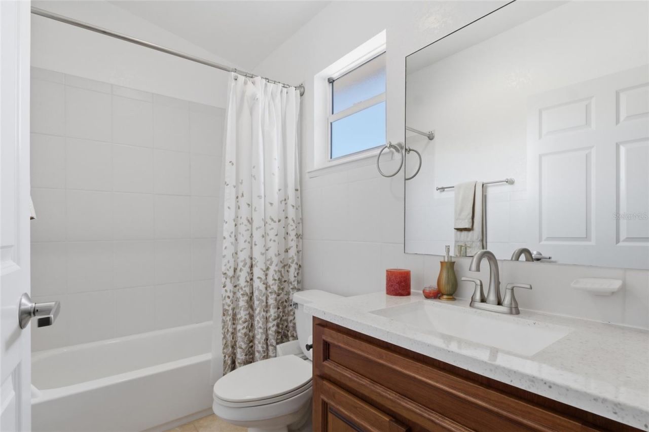 303 Sunny Lane, Belleair, FL 33756 Photo