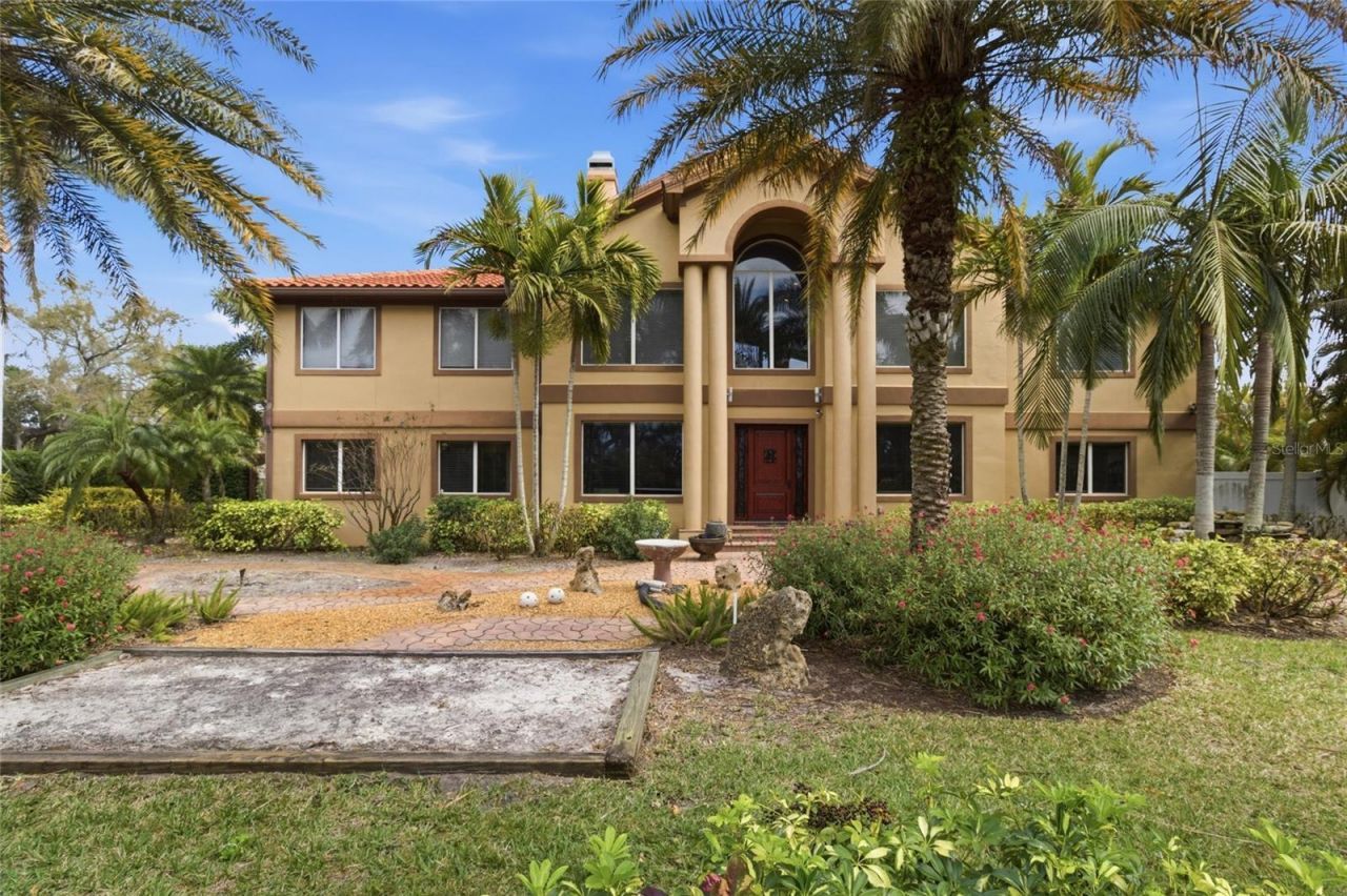 303 Sunny Lane, Belleair, FL 33756 Photo