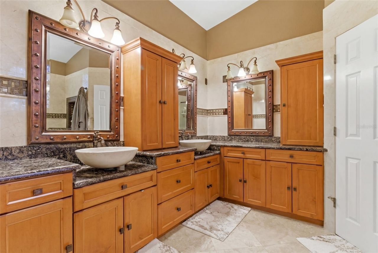 303 Sunny Lane, Belleair, FL 33756 Photo