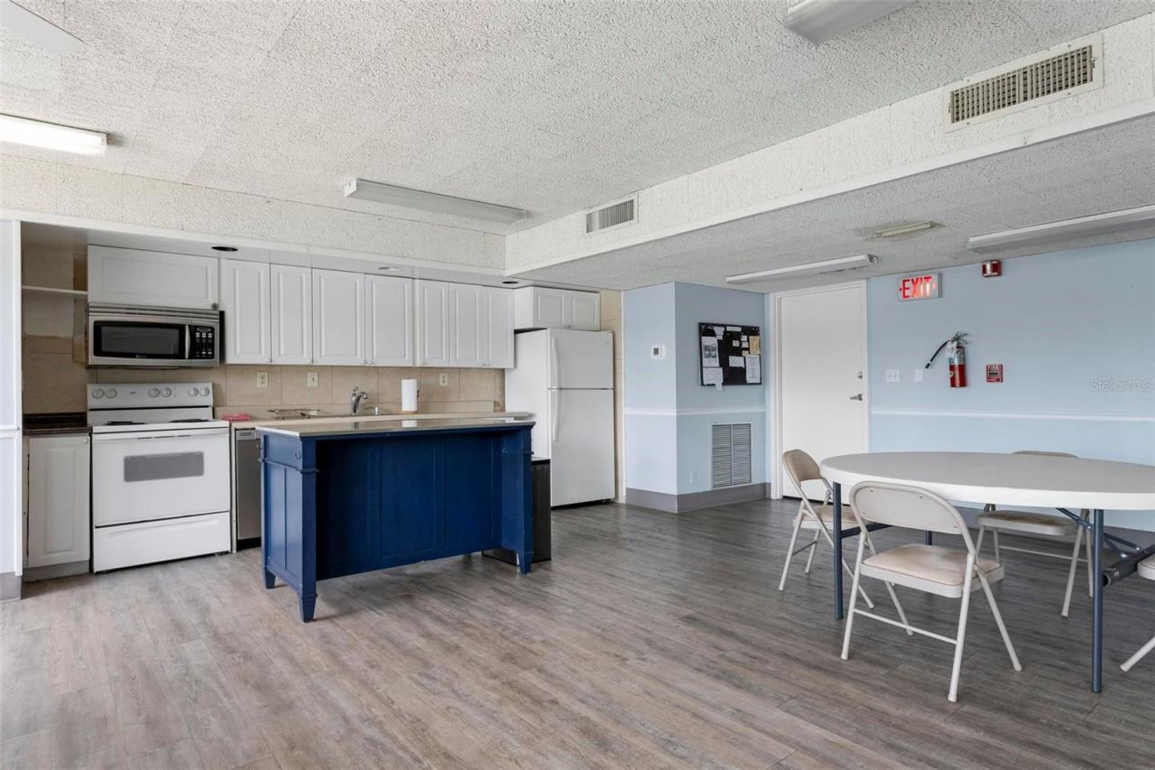 2901 26th Street W, Unit 303, Bradenton, FL 34205 Photo