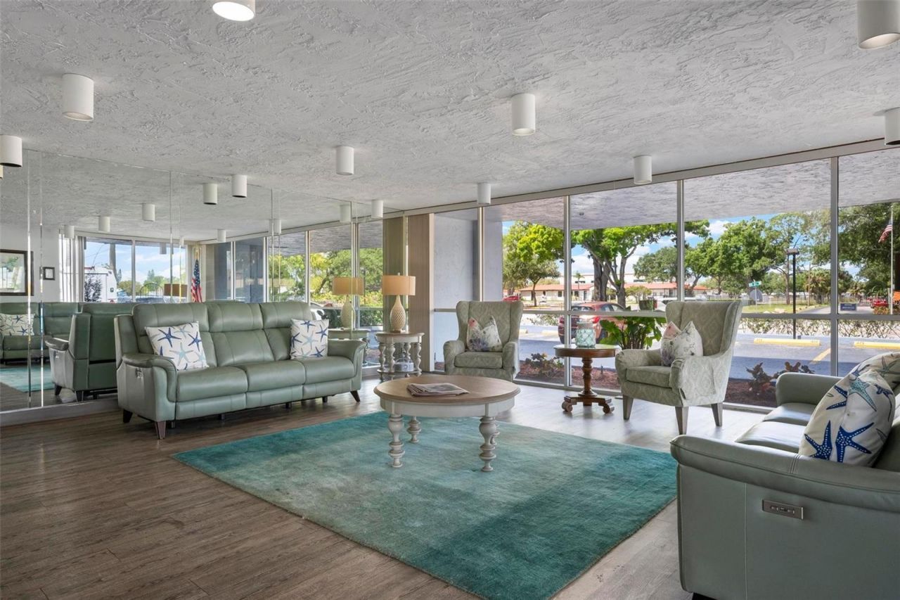 2901 26th Street W, Unit 303, Bradenton, FL 34205 Photo