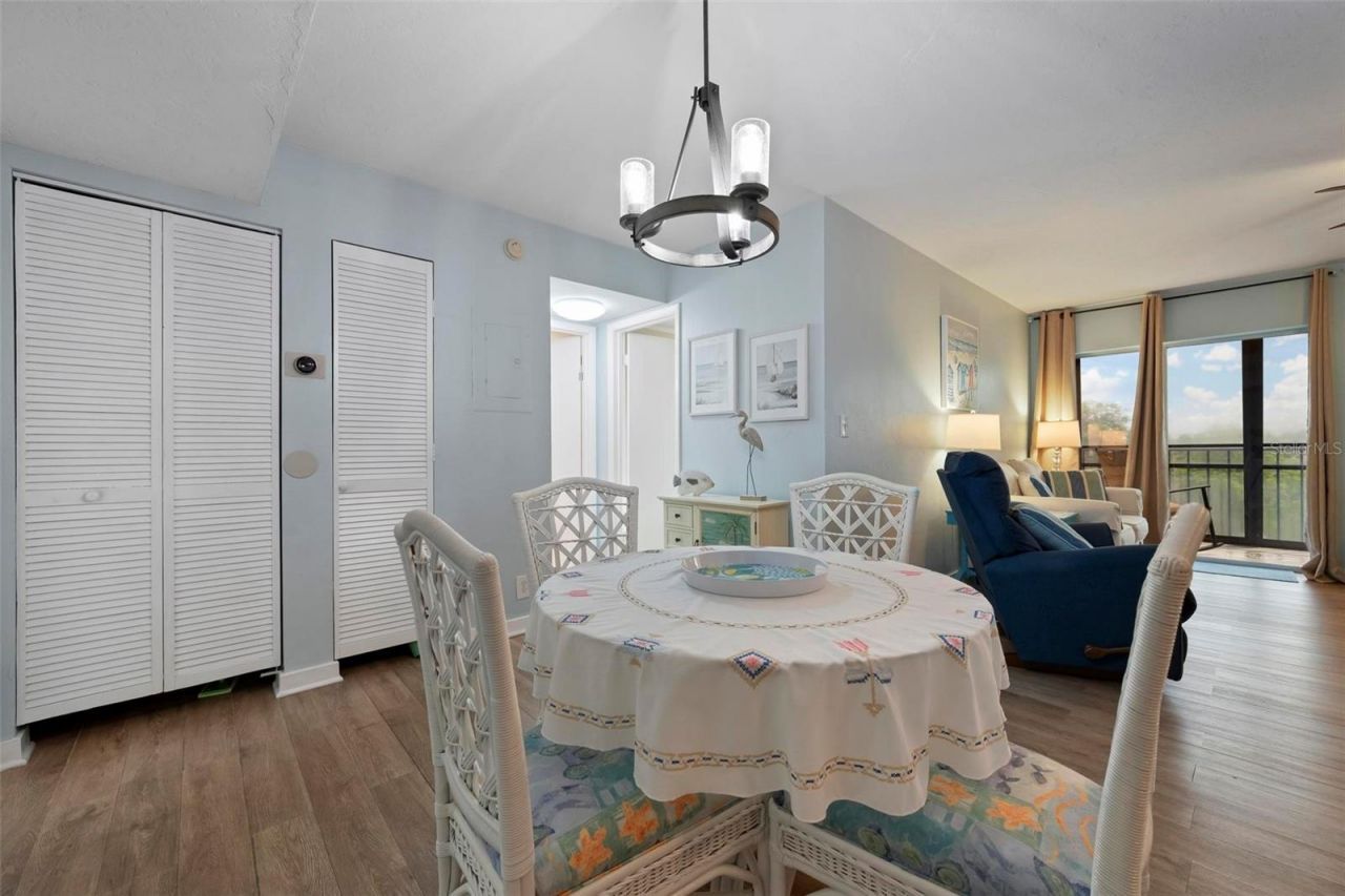 2901 26th Street W, Unit 303, Bradenton, FL 34205 Photo