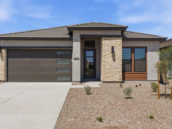 42094 N Steelhead Trail, San Tan Valley, AZ 85140